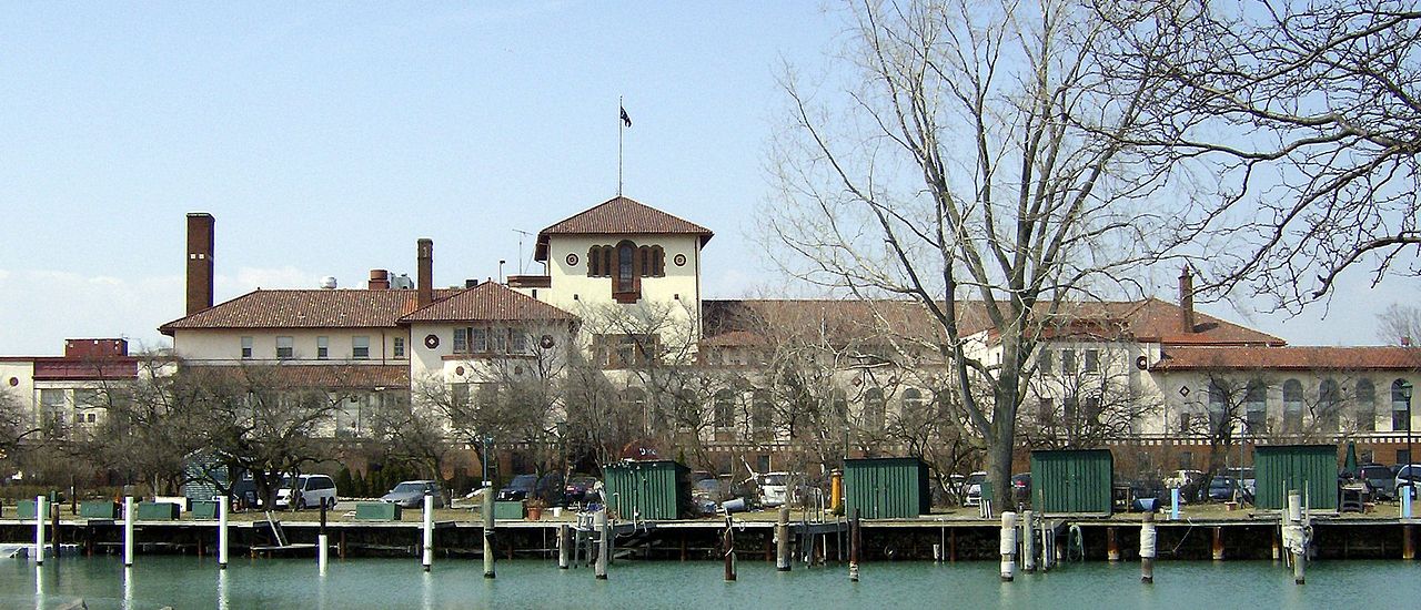 Photo courtesy of Mikerussell via wikimedia