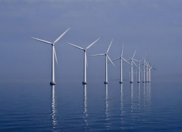 Middelgrunden_wind_farm_2009-07-01_edit_filtered