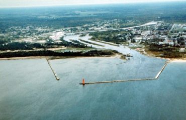 Photo by U.S. Army Corps of Engineers via wikimedia