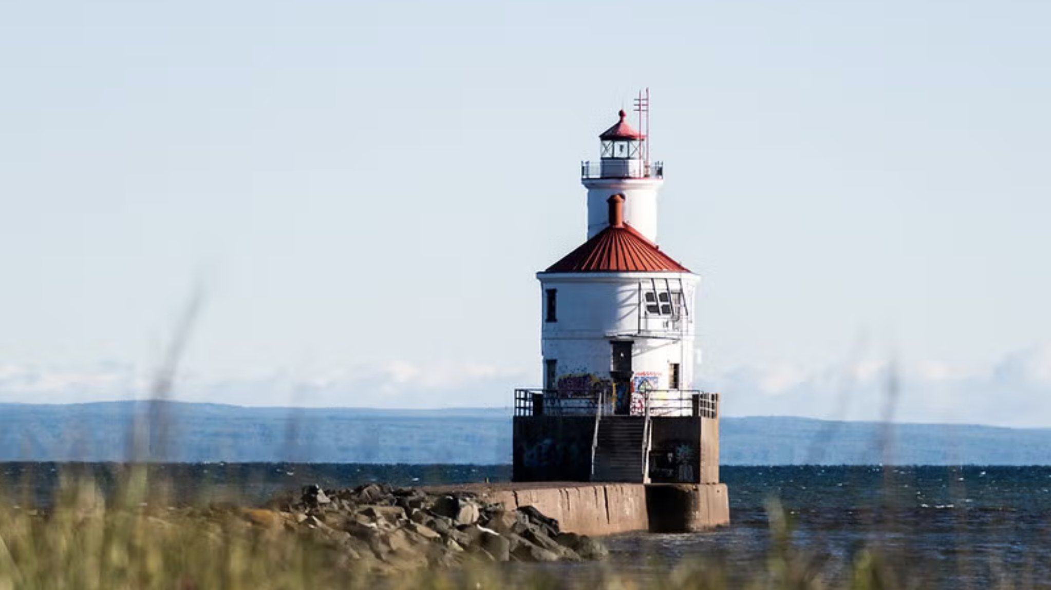 Coast Guard investigating beacon stolen from Superior lighthouse
