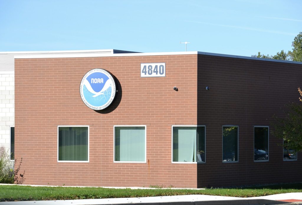 Great Lakes lab hit by DOGE is hanging on — for now 